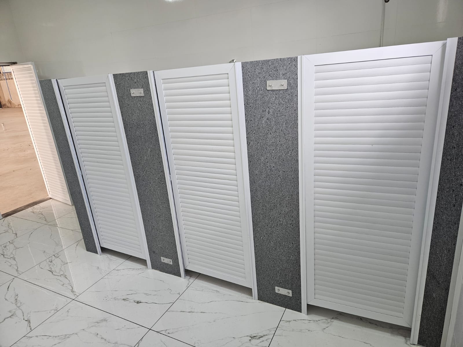 Porta para Vestiário modelo Lambri